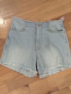 Hollister Light Wash Frayed Hem Denim Shorts